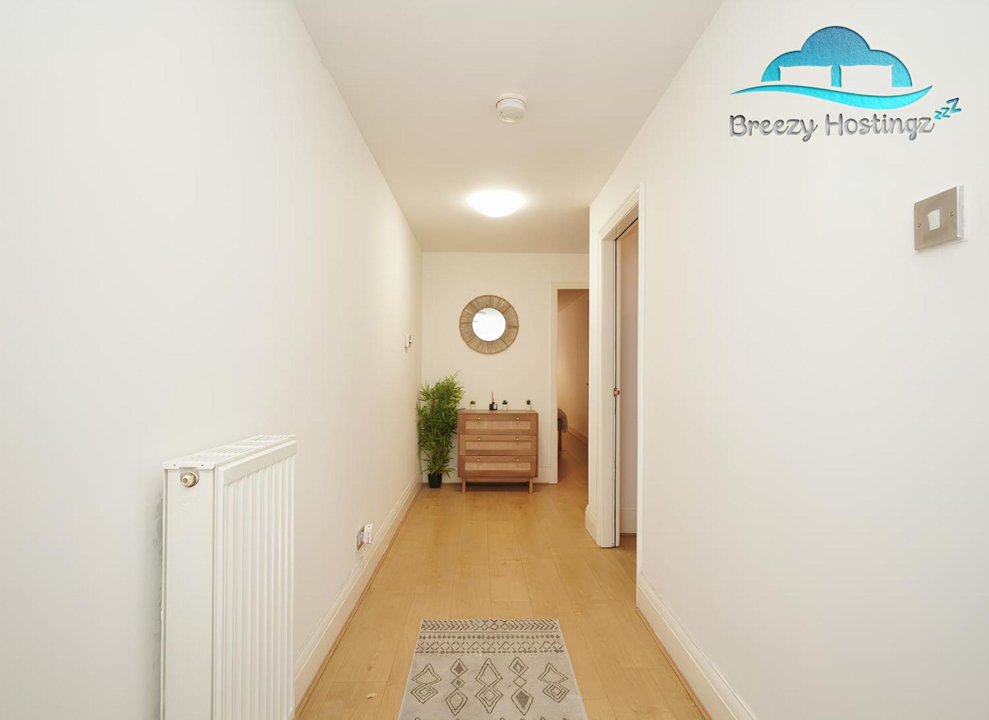 Spacious Center Gem Apartment Manchester