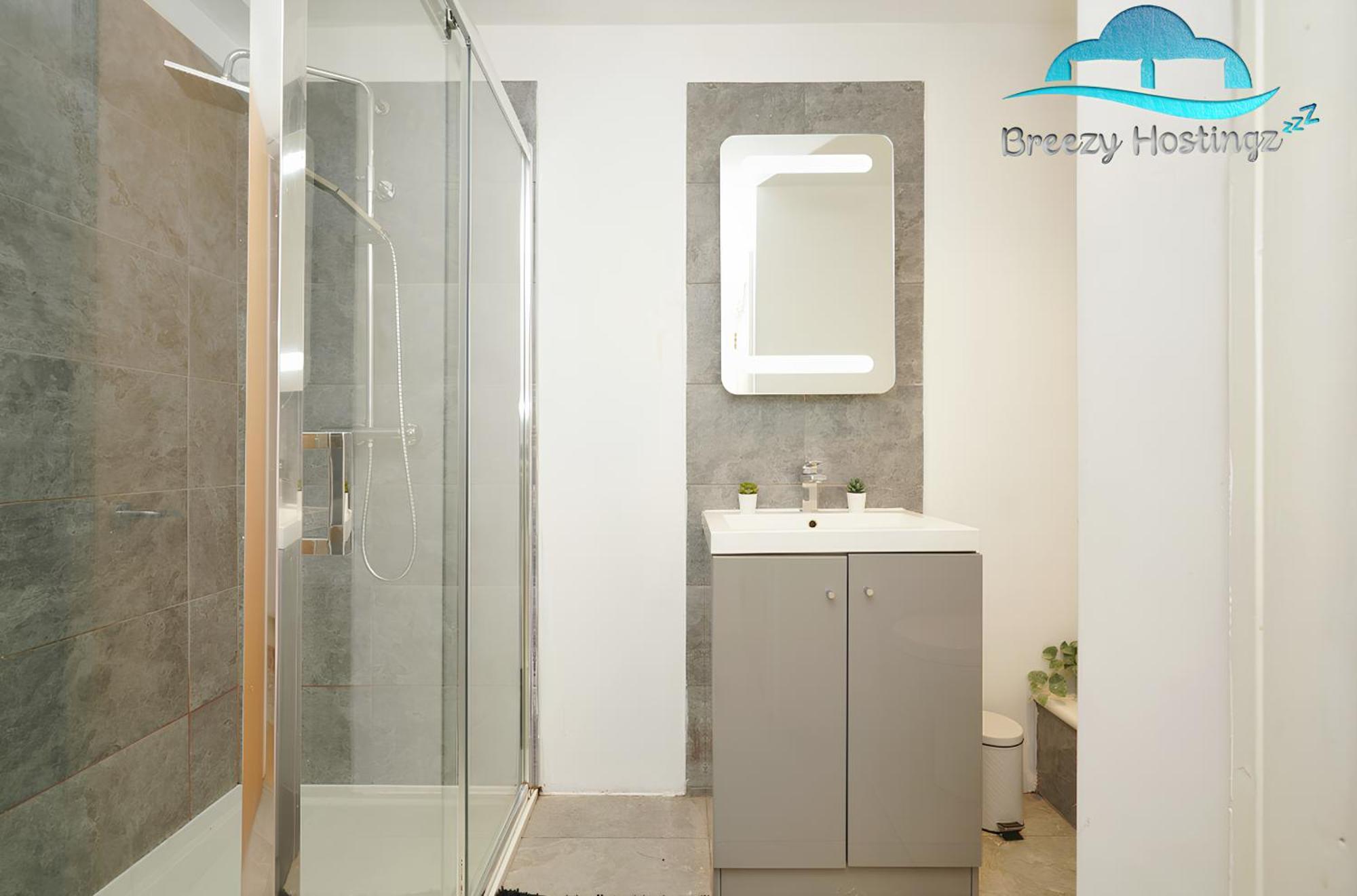 Apartment Spacious Center Gem *